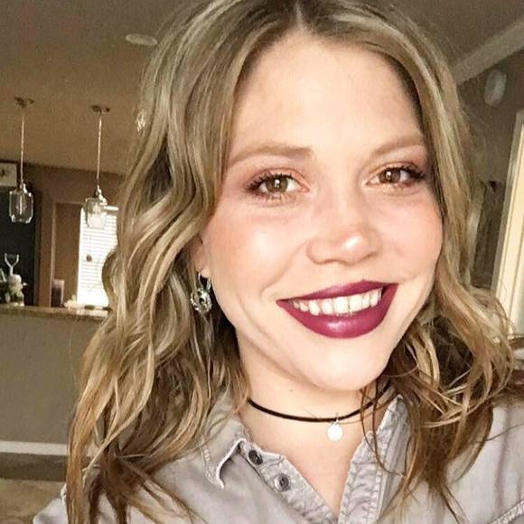 Meet the Posher Other - Meet your Posher, Shelby